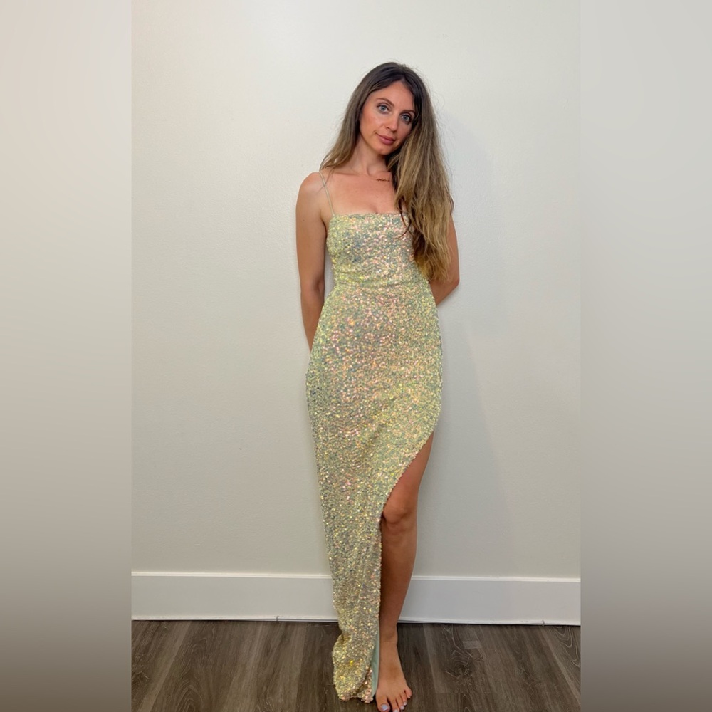 Sequenced night dress